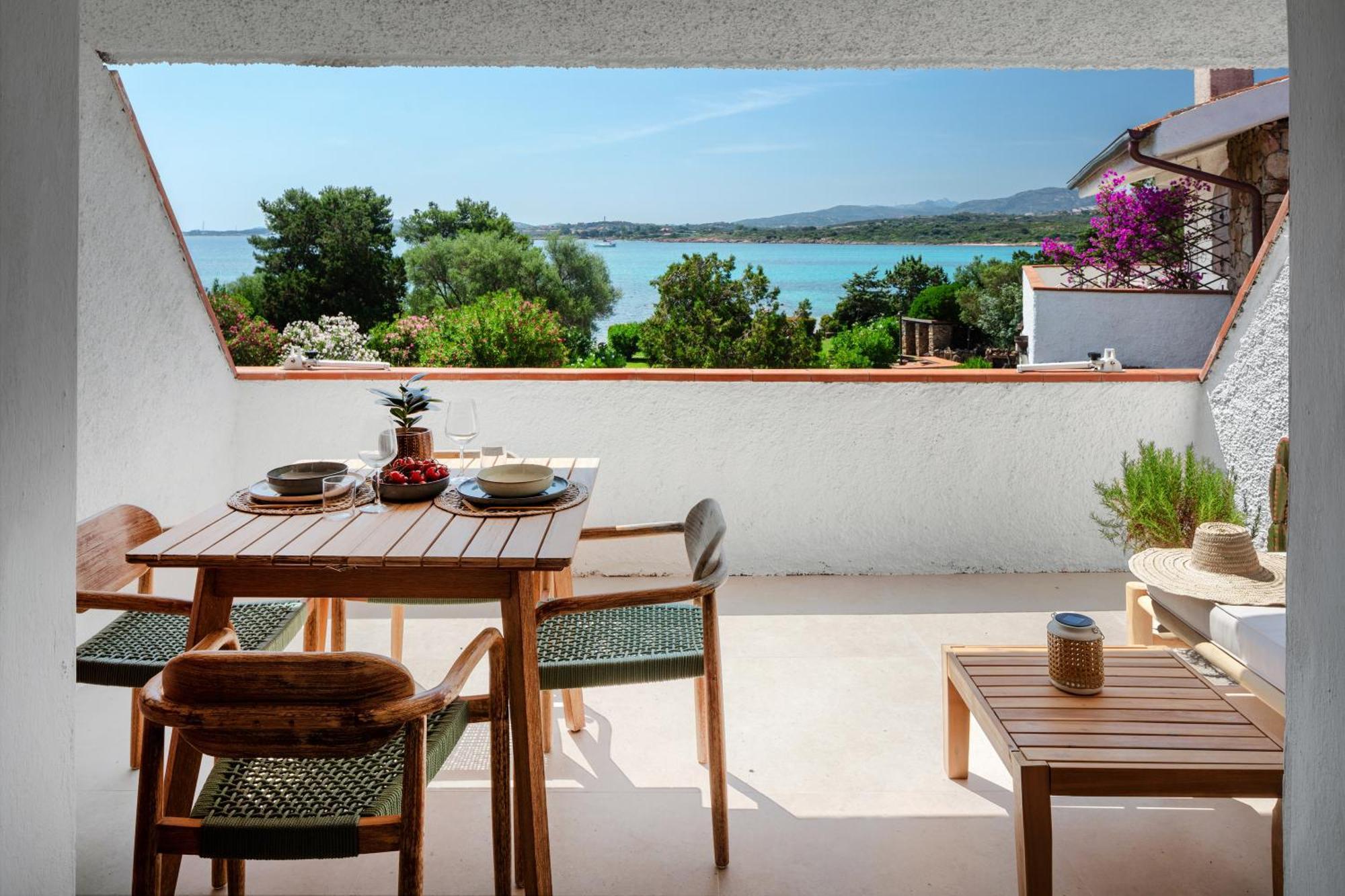 Baia Dorata Beach Apartment Porto Istana Eksteriør bilde